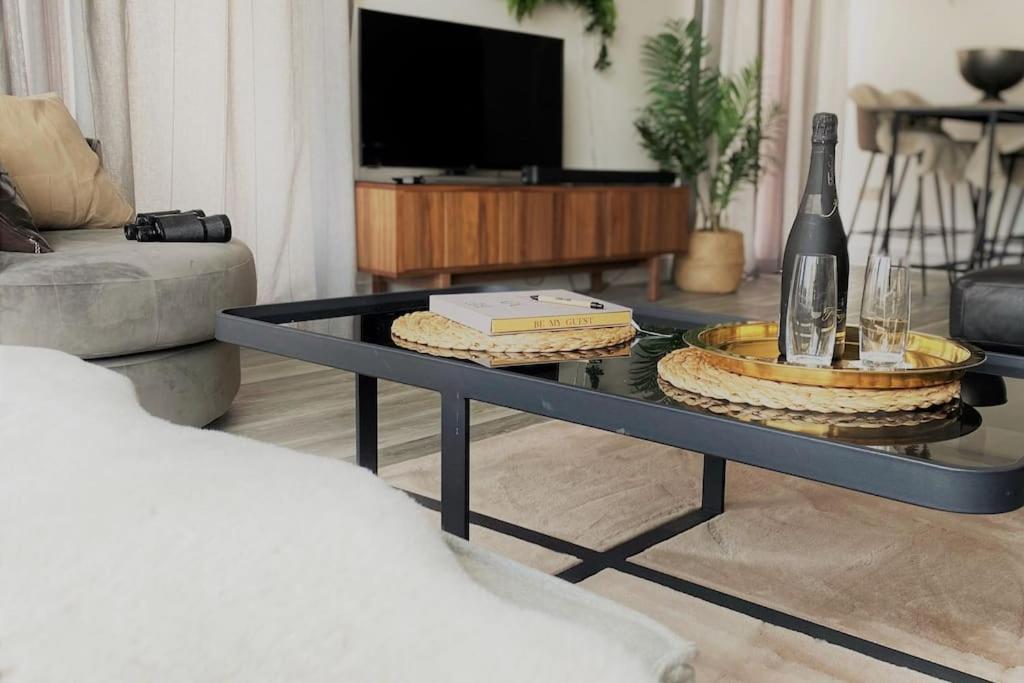 The Pad By The Beach Penthouse Apartment With Sunset And City Views Борнмут Екстер'єр фото